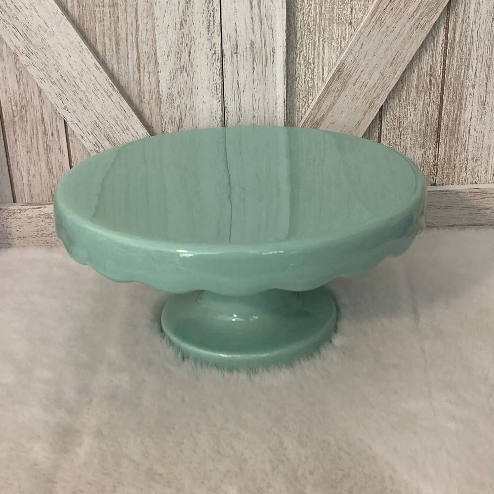 Target BP 2019 Scalloped Aqua Cake Stand